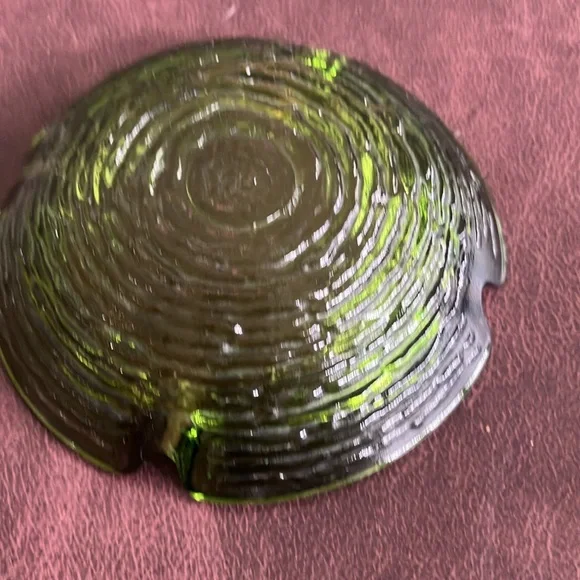 Vintage Anchor Hocking Soreno Green Glass Ashtray - Picture 4 of 9
